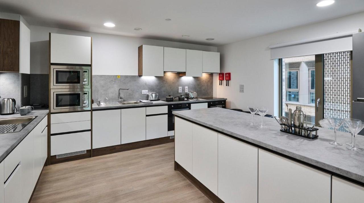 For Students Only The Oaks In Coventry Apartment Exterior photo